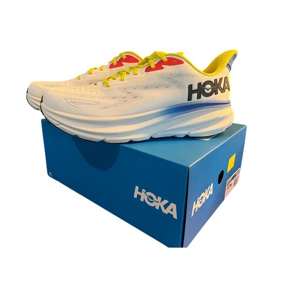 HOKA Clifton 9 - Picture 1 of 5
